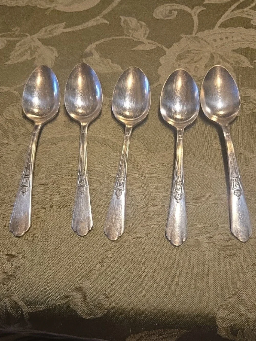 Set of 5 Classic Silver-Tone Teaspoons